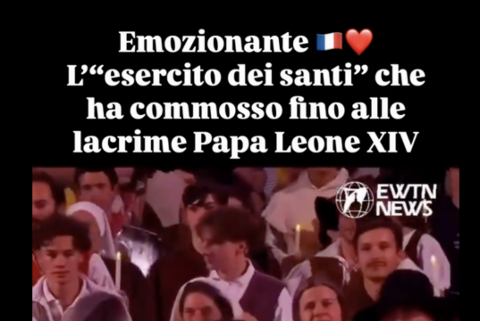 L’IDENTITÀ DELLA FRANCIA (CON BUONA PACE DI MACRON) É IN QUELLA COMPAGNIA DEI SANTI CHE HA COMMOSSO IL PAPA. HANNO ILLUMINATO PER SECOLI IL CAMMINO DELLA NAZIONE. I POPOLI EUROPEI STANNO RITROVANDO SE STESSI
