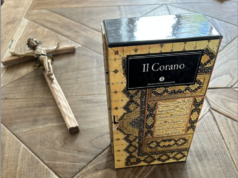 LE INCREDIBILI SCELTE DELLA CEI DI ZUPPI: PORTARE I GIOVANI STUDENTI VERSO L’ISLAM. MA NON DOVREBBE PORTARLI VERSO GESÙ CRISTO?